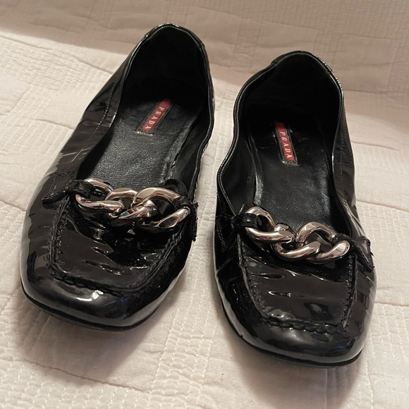 Prada Black Patent Leather Loafer with Chain - Picture 2 of 11